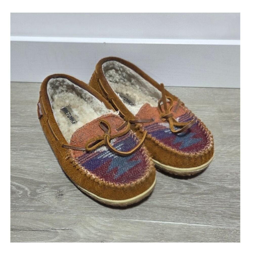Minnetonka Tilia Woman's Brown Suede Southwestern Style Moccasins Size 7